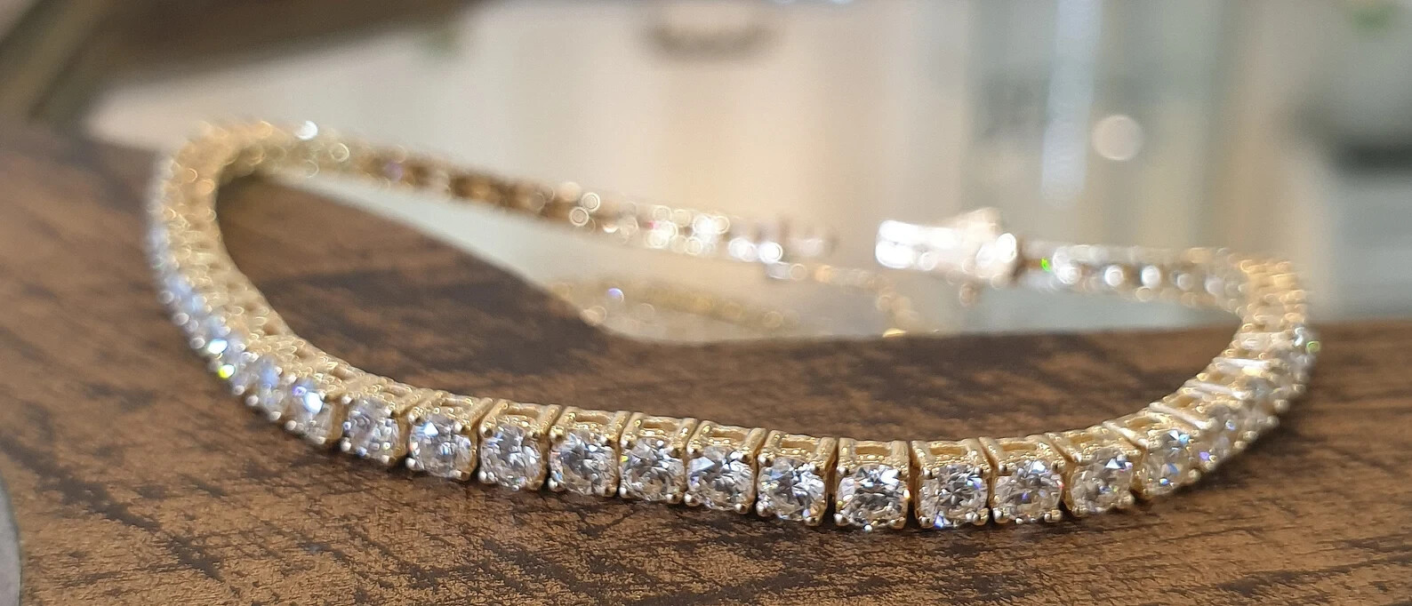 Women’s Day 6.60Ct Round Natural GH/VS Diamond Tennis Bracelet 14K Yellow Gold