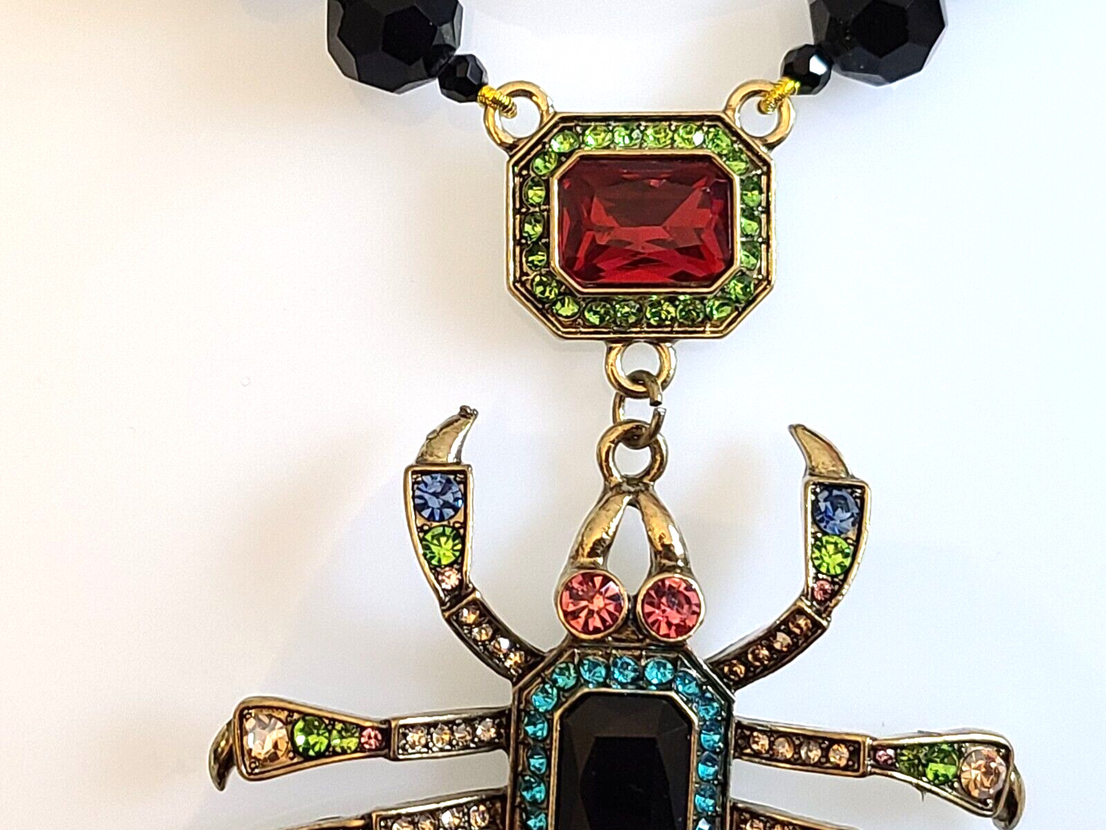 FAB UNSIGNED DESIGNER STYLE MULTICOLOR CRYSTAL SPIDER LONG LEGS DROP NECKLACE