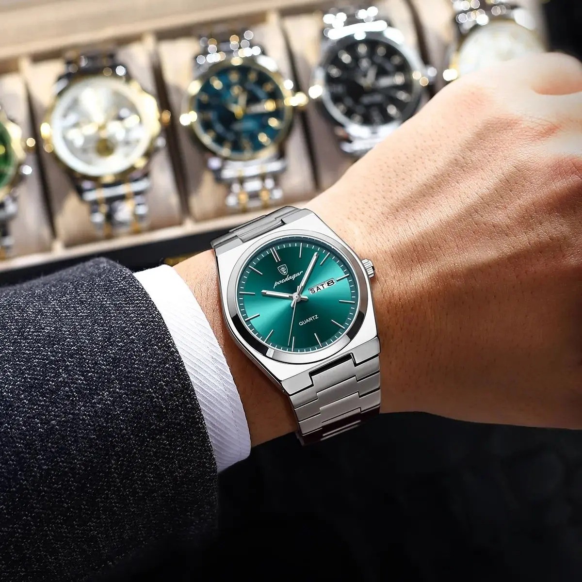 POEDAGAR Luxury Men’s Watches Waterproof Luminous Date Week Men Watch Stainless