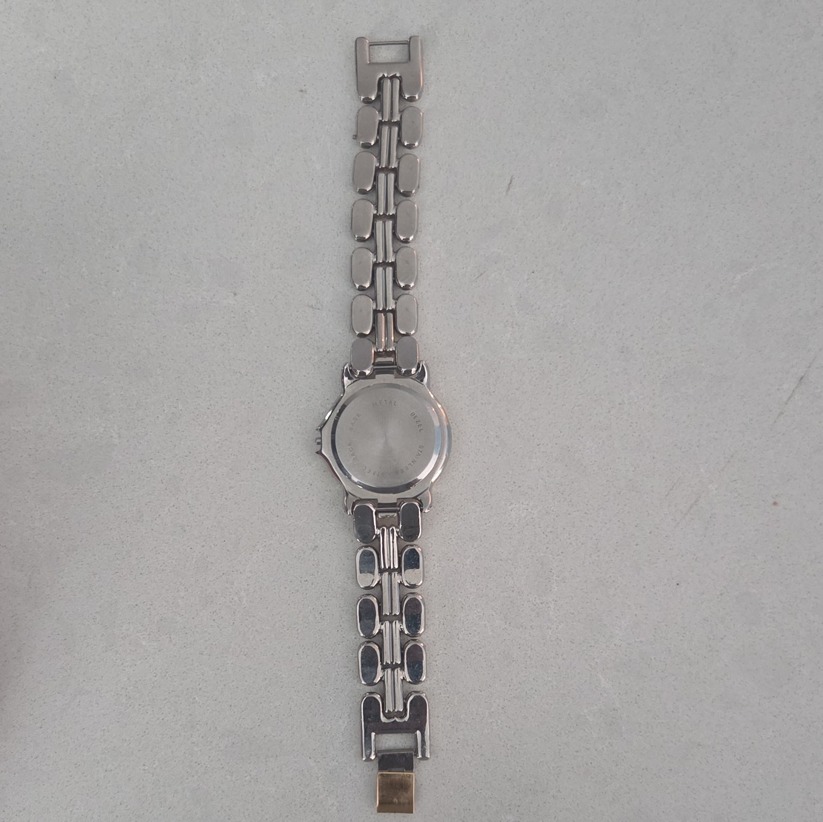 Dunhill Women’s Two-Tone Silver/Gold Diamond Marker Quartz Watch Silver Dial