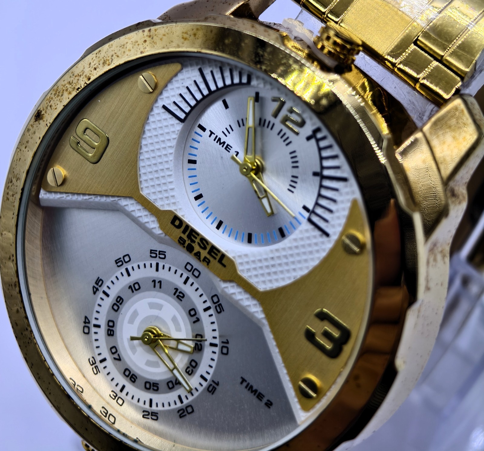 Amazing DIESEL 5 Bar Silver Dial Quartz Analog Dial Men’s wrist Watch Free Ship