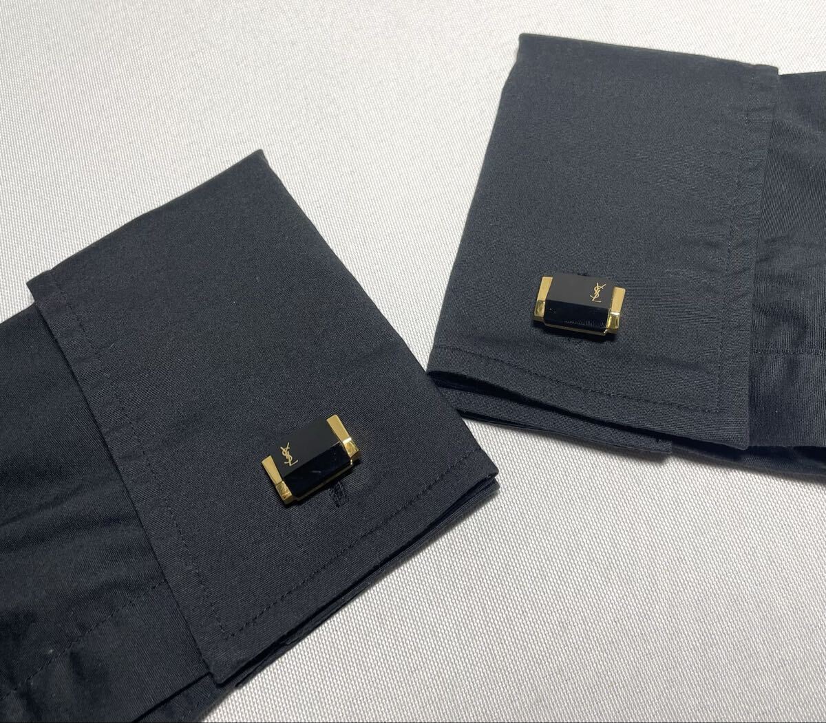 Excellent Condition YVES SAINT LAURENT YSL Logo Black Stone Gold Cufflinks Tie P