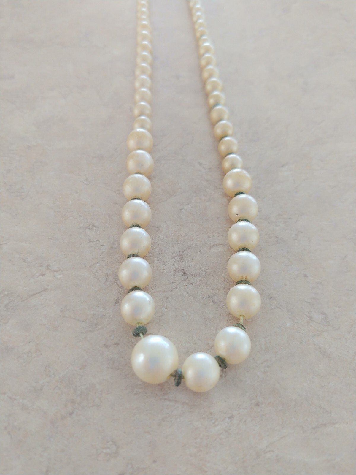 Pale Faux Pearl Choker Single Strand Necklace Vintage 1930s 40s Jewelry 16″in