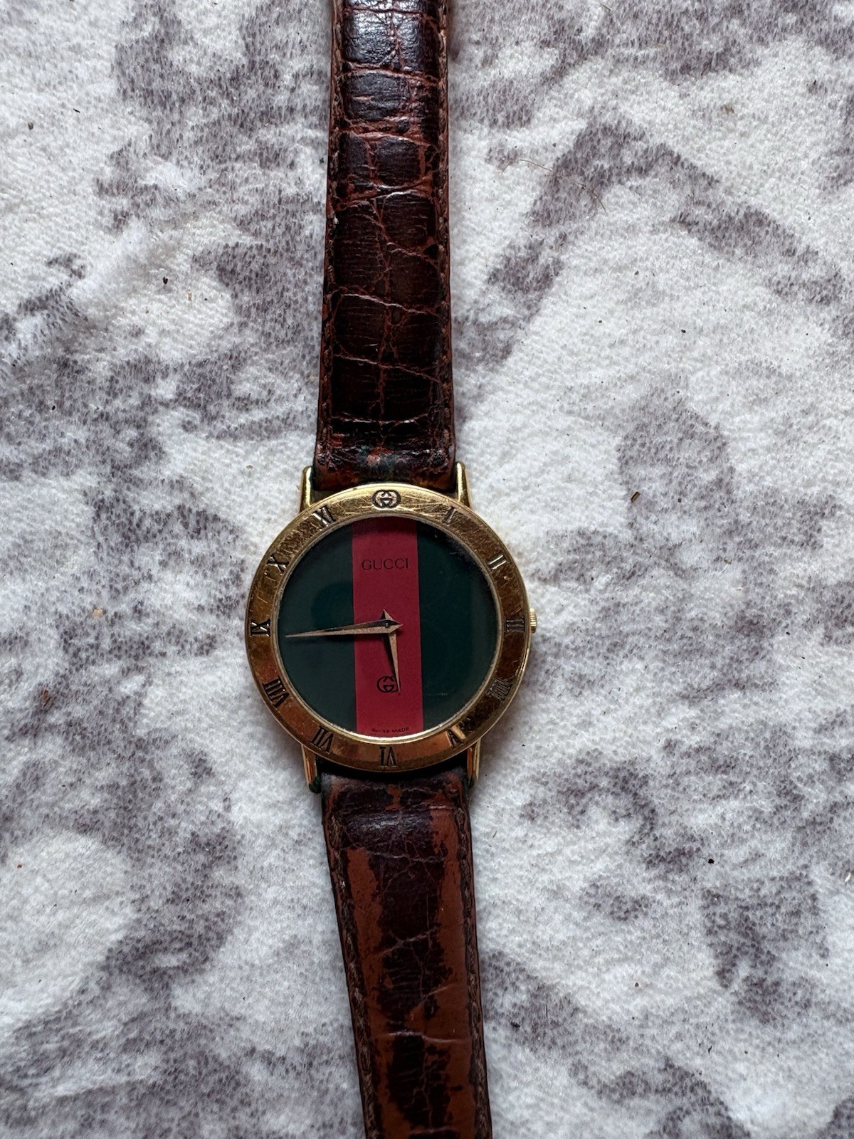 Gucci 3000M Gold Dial Quartz Wrist Watch Vintage, Condition Unknown