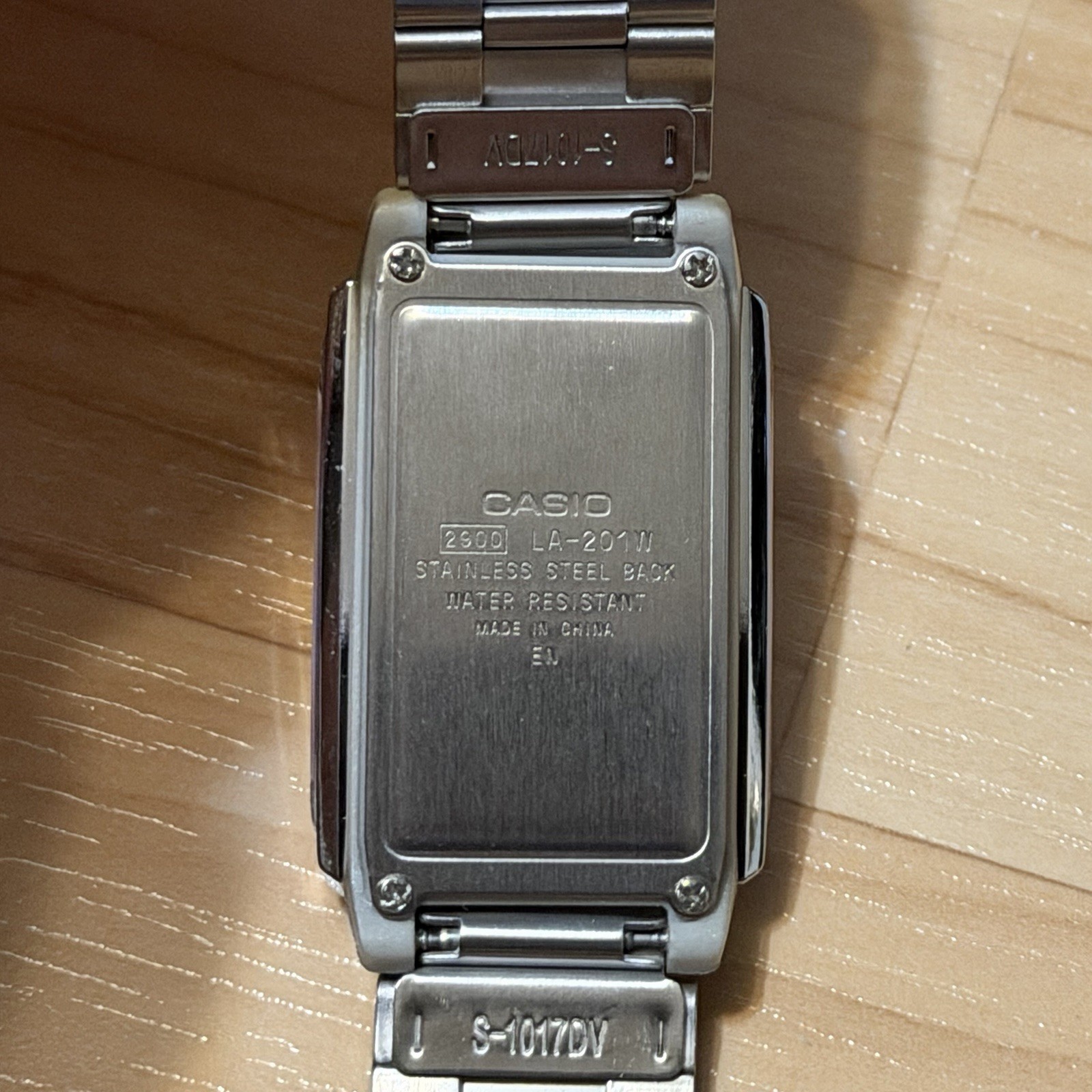 Casio LA-201W Vintage Silver Display Illuminator Futurist Digital Watch LA201