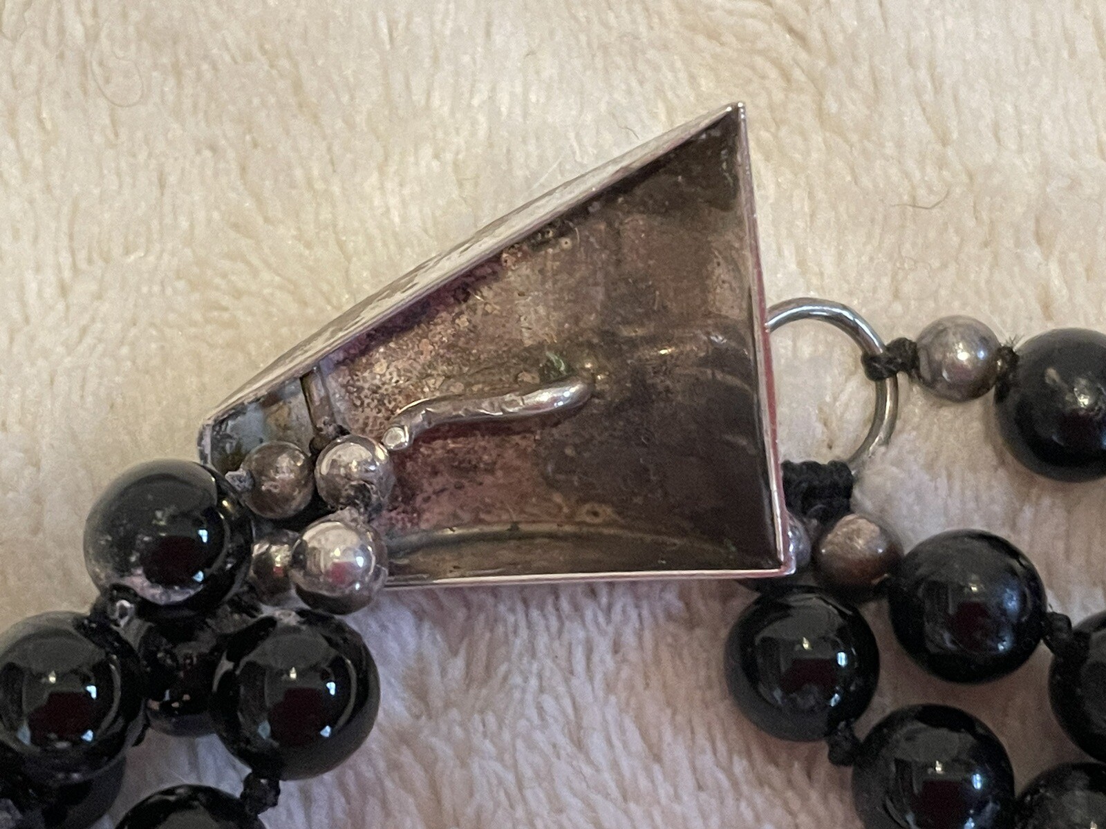 SUSAN CUMMINGS Sterling 3 Strand Multi Onyx Black Bead Necklace Pendant Signed