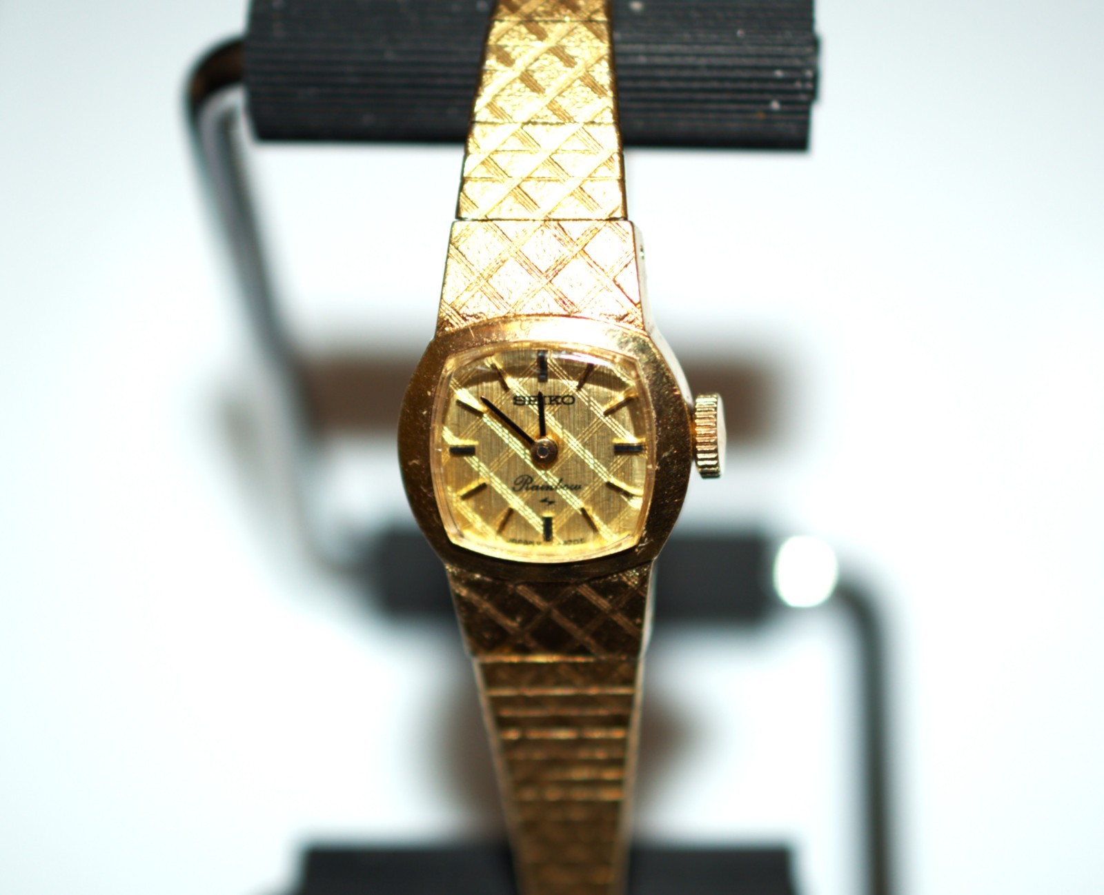 SEIKO RAINBOW Ladies 18k GOld Plated – Mechanical – 11-3370 – NOV 1973
