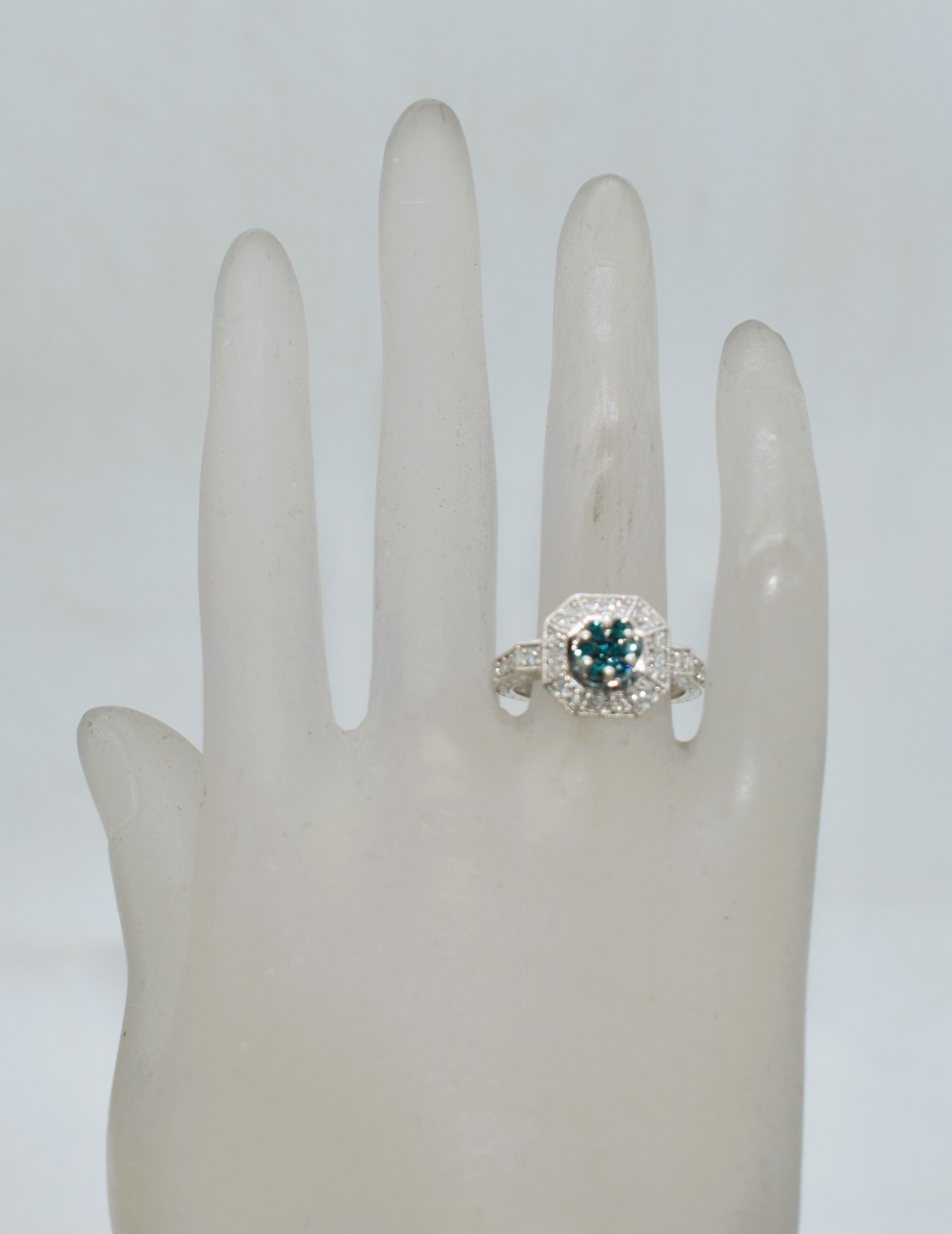 0.57 CT TW Treated Blue & White Diamonds Sterling Silver Halo Ring Size 8-1/4