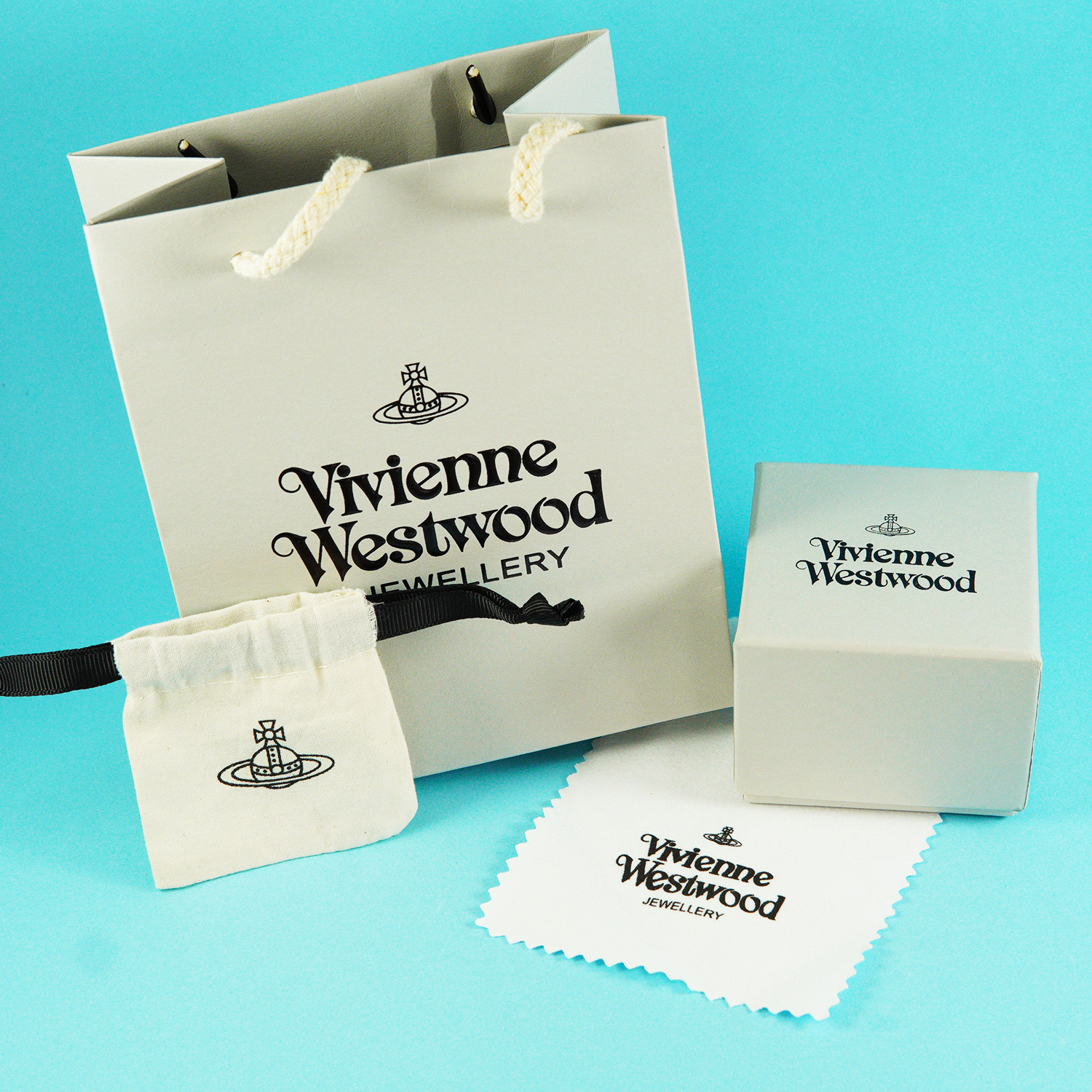 Vivienne Westwood New Petite Orb Drop Pendant 3D Necklace Silver tone Box Set
