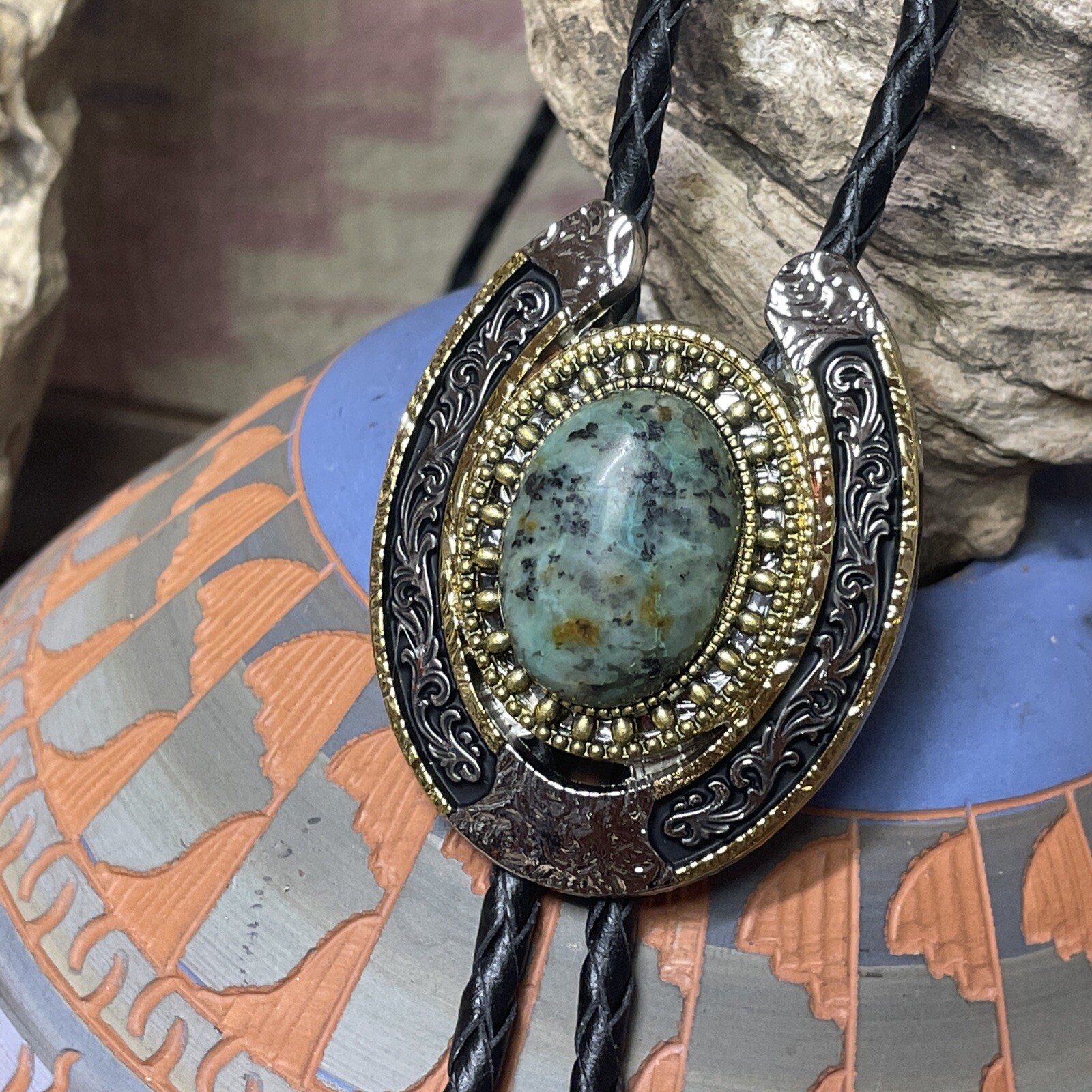 Southwest Tulsa Bolo Tie King African Turquoise Silver Gold Horseshoe Spring