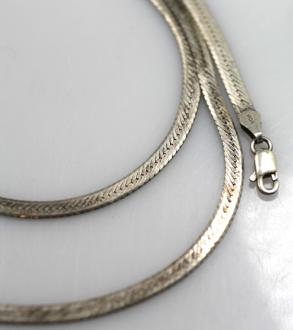 VTG FGS VIOR ITALY 925 Sterling Silver flat Herringbone 4mm chain Necklace 30″