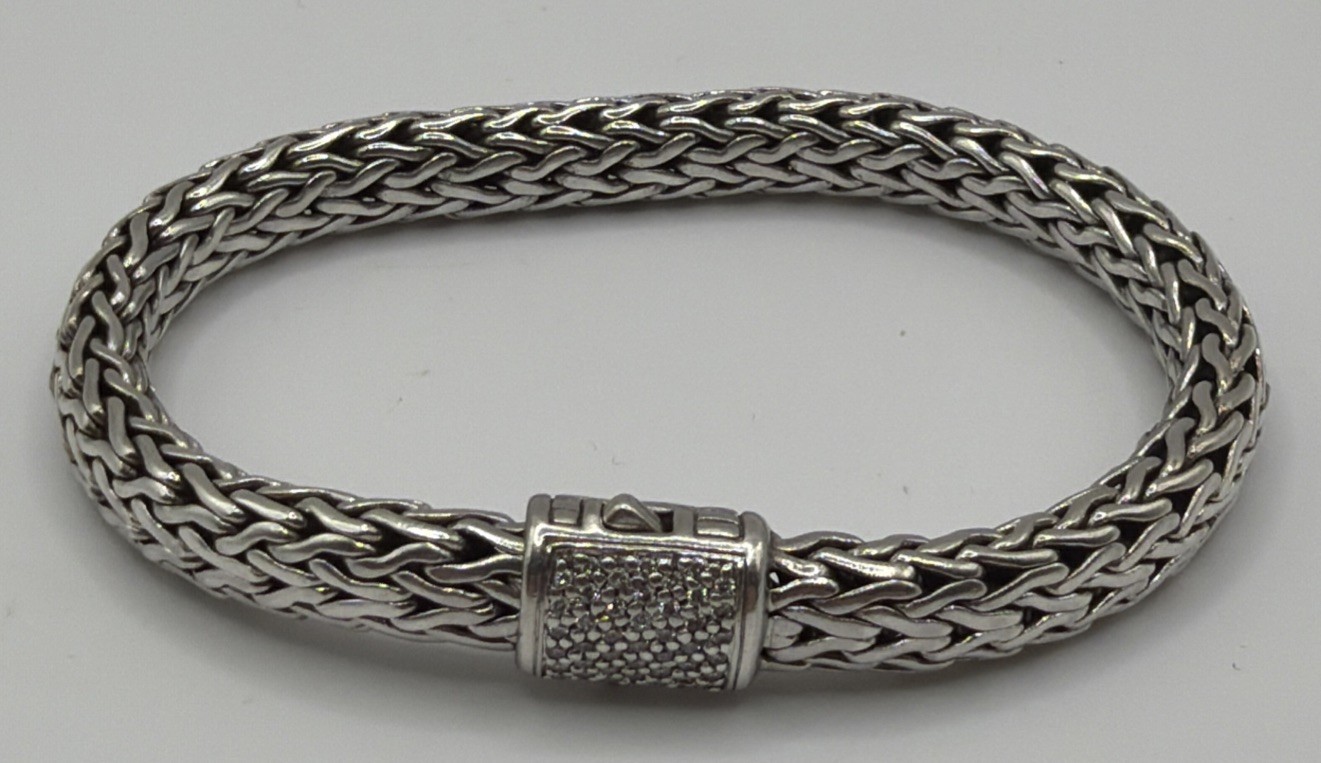 John Hardy Sterling Silver & 18k Classic Chain Icon Diamond Bracelet 7 5/8” 7mm