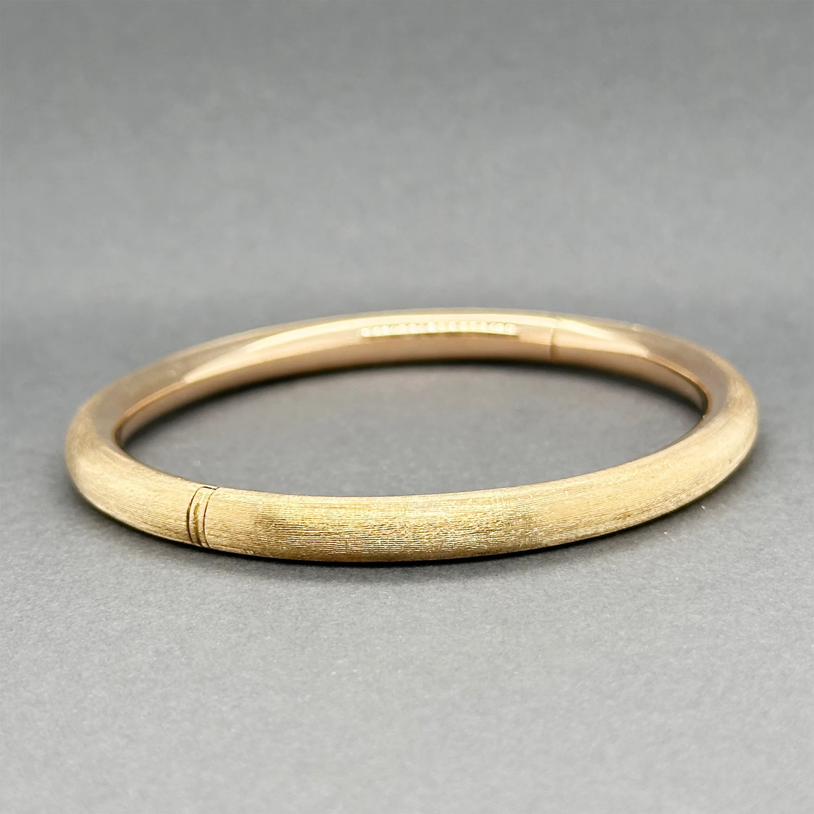 Estate 18K Rose Gold 5.59mm Bangle Bracelet
