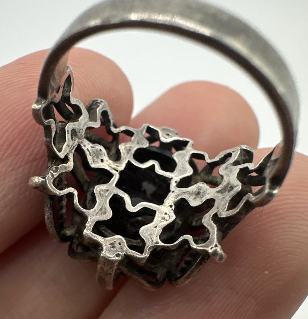 Sterling Silver Artisan Art Nouveau Red Garnet Glass Ring Sz 5.5 Ornate Vintage