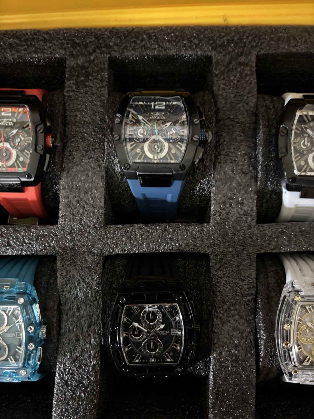 NEW Invicta S1 RALLY Men’s Wristwatch Mixed Lot (8 Watches) w/NEW Invicta CASE.