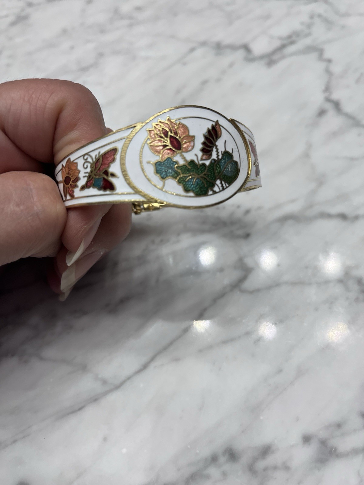 Vintage Butterfly Cloisonné Hinged Clamper Bracelet White Blue Floral 7.5”