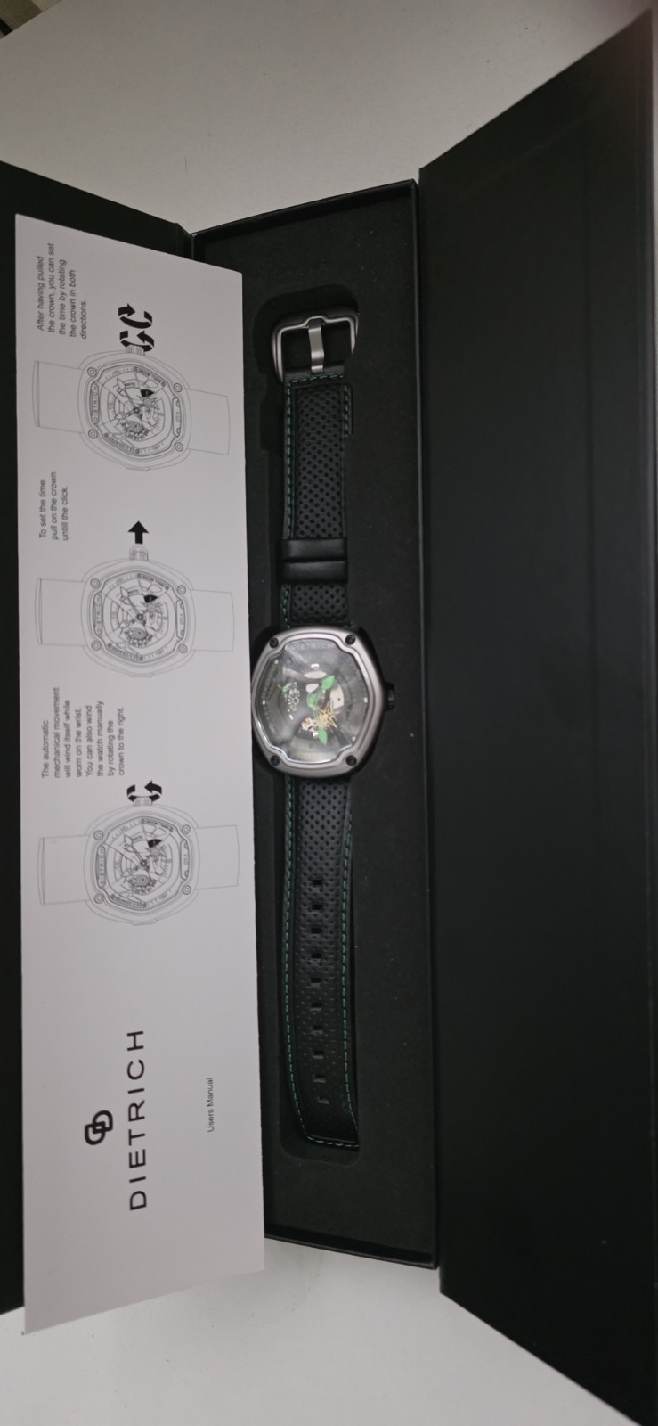 NEW / UNWORN Dietrich OT-1 Organic Time – 1st Gen Slim Box – 3 Straps