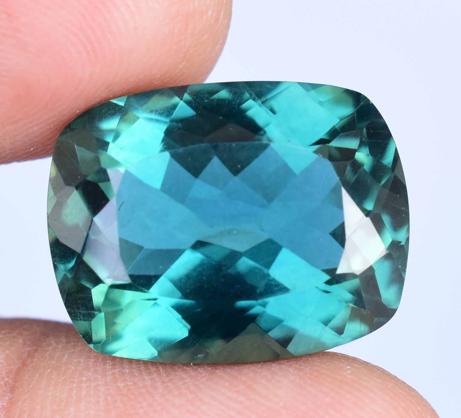 Natural Paraiba Tourmaline 20.25 Ct Greenish Neon Blue Copper Certified Gemstone