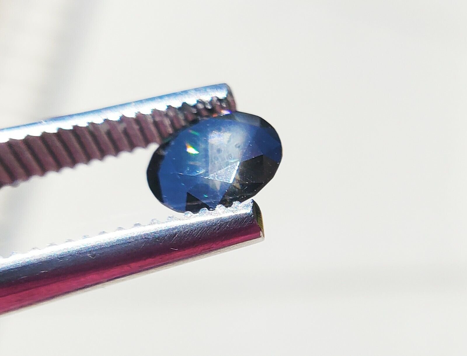 1.40 Carat Fancy Deep Blue Purple VS1 Lab Grown Round Brilliant Cut Diamond