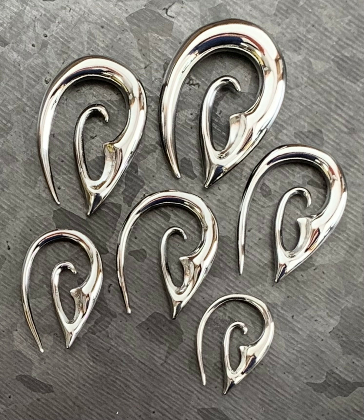 PAIR Surgical Steel Devious Fang Tapers Ear Plug Earring Gauge Lobe Expander