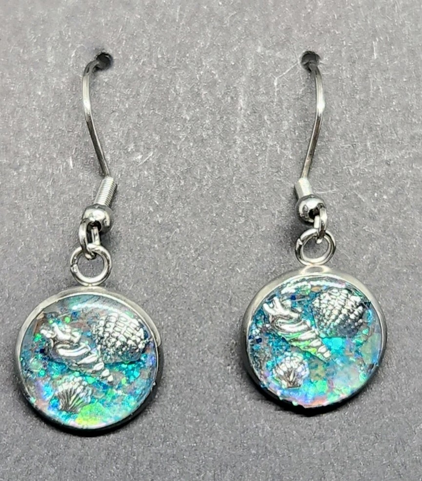 Handmade Resin Earrings – Stainless Steel – 12 mm – Ocean Treasures