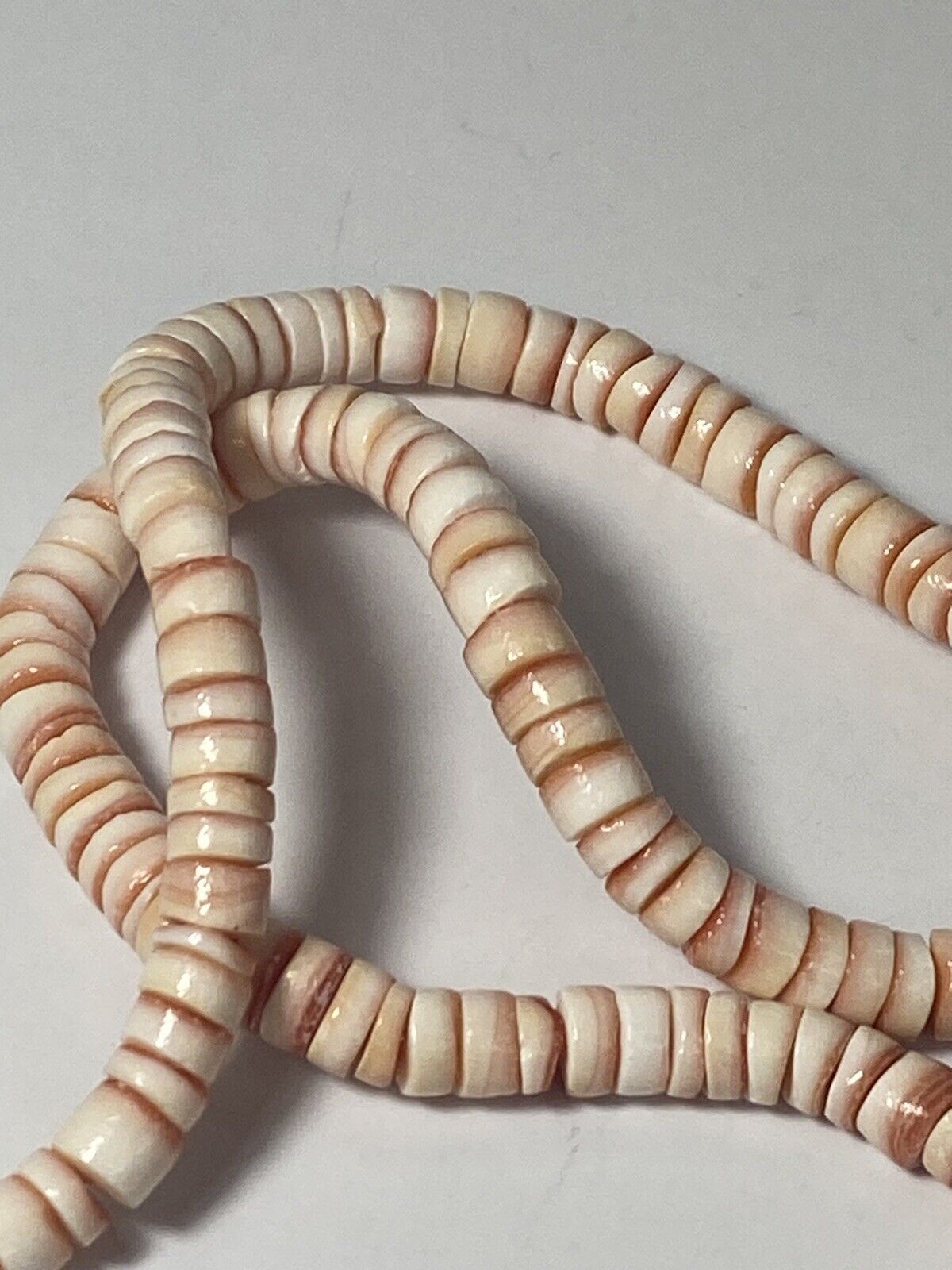 Red Lip Heishi Shell Approx 5.5mm Old Stock Beads 24in Strand Vintage-Estate