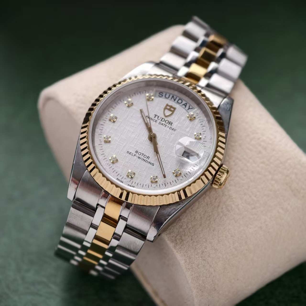 Tudor Sliver 10-Diam Linen Dial 76213 Prince Date Men’s Watch Automatic 36mm