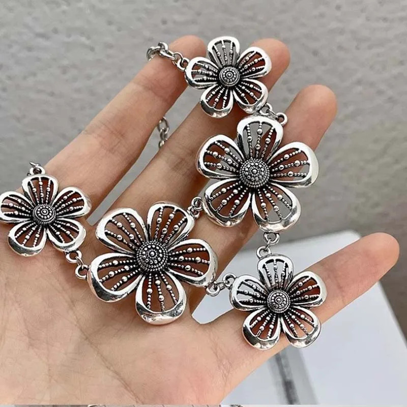 Bohemian Metal Hollow Flower Necklaces for Women Punk Hip Hop Patchwork Flowers