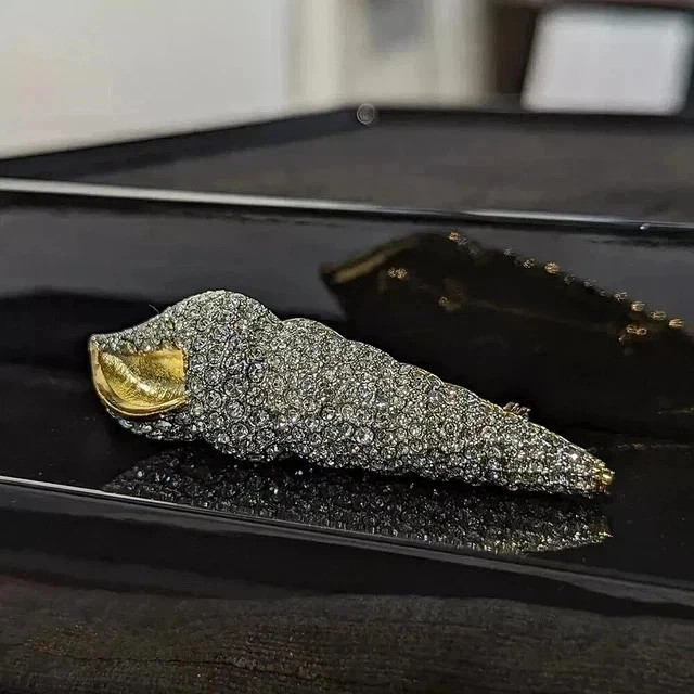 3.10CT Round Cut Lab Created Diamond Women’s Brooch Pin 14K Yellow Gold Finish