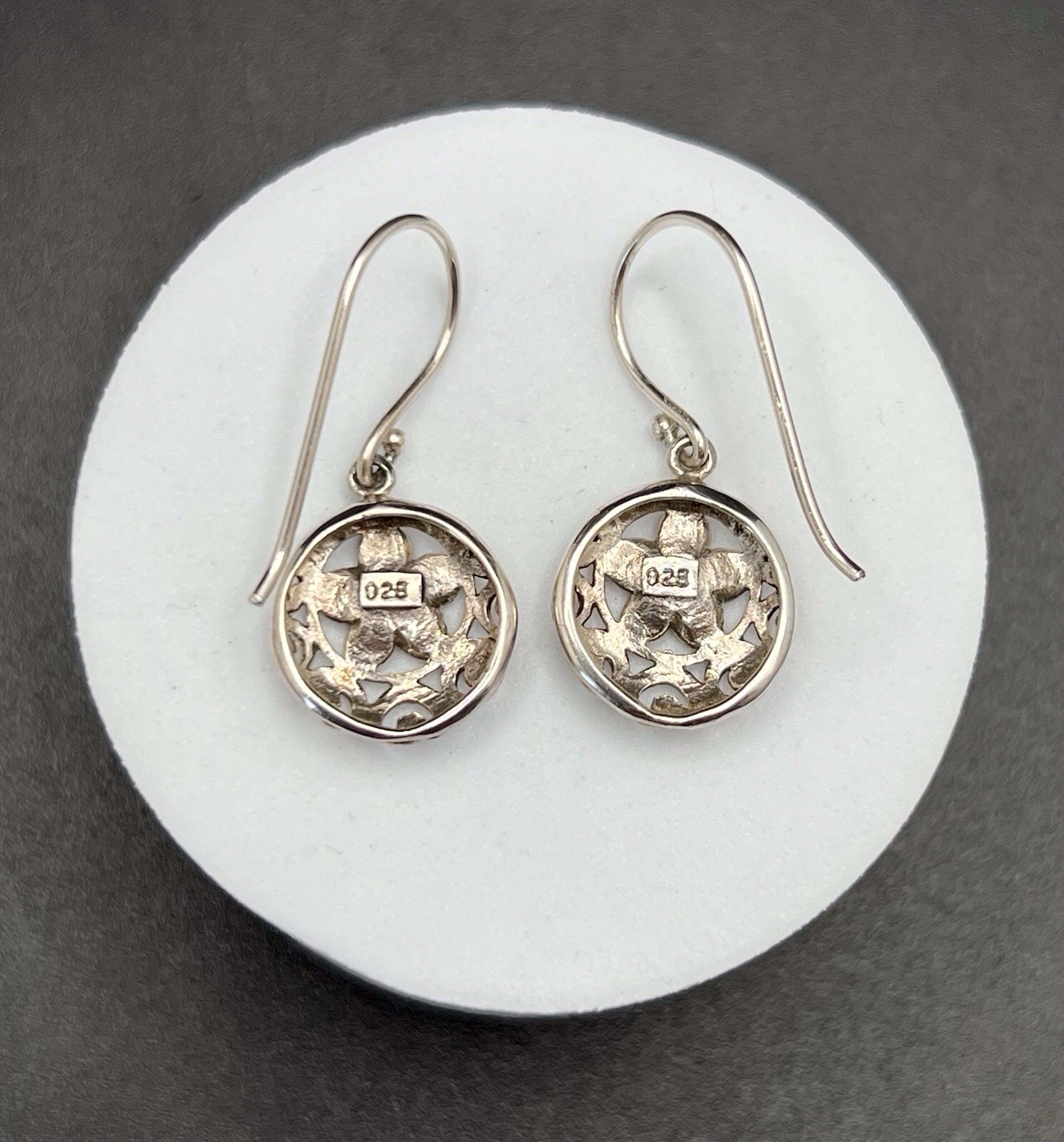 Hawaiian PLUMERIA FLOWER Filigree Motif Dangle Earrings 925 Sterling Silver