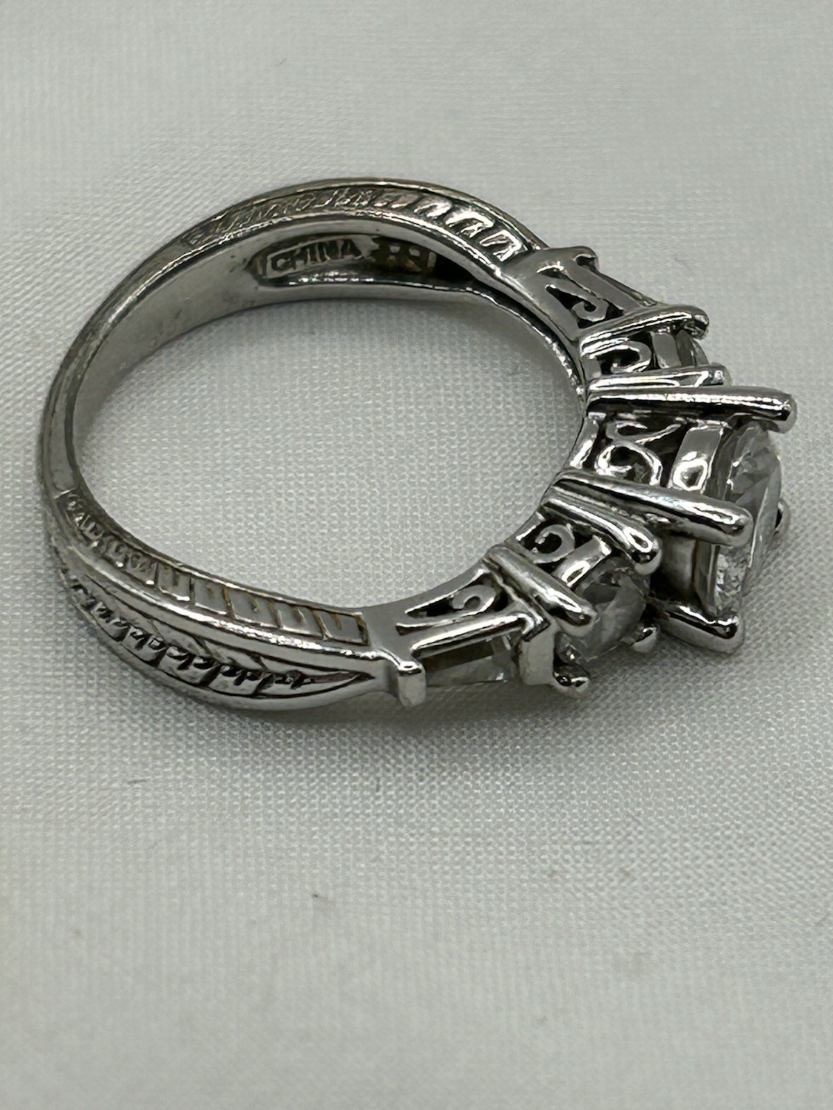 Signed JJJ Sterling Silver DQ CZ Past Present Future Ring with Accents Size 6