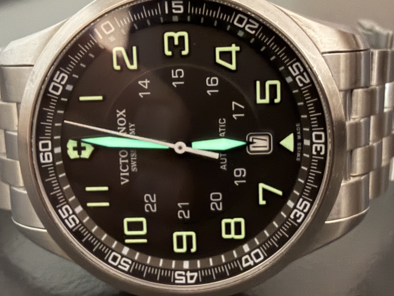 Victorinox Airboss Automatic – 42mm – ETA Movement – Exhibition Caseback