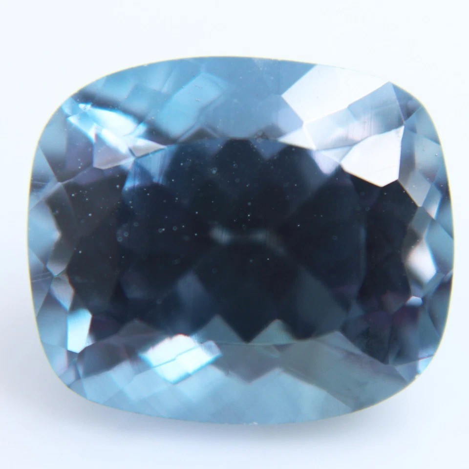 18.0 Ct Natural Alexandrite Color Change Eye Clean Emerald Shape Loose Gemstone1