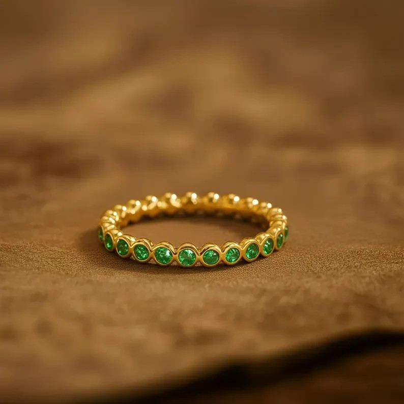 2.5Ct Round Cut Natural Emerald Diamond 14K Yellow Gold Luxury Eternity Band