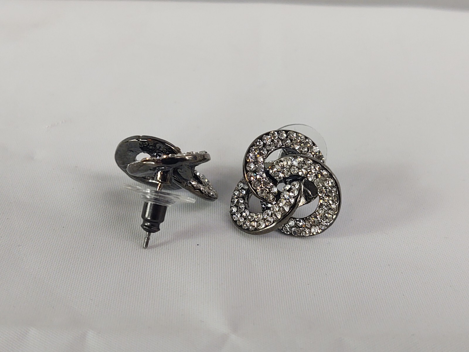 Vtg Pierced Earrings Women’s Costume Jewelry Silver Tone Crystals Tri-Circle