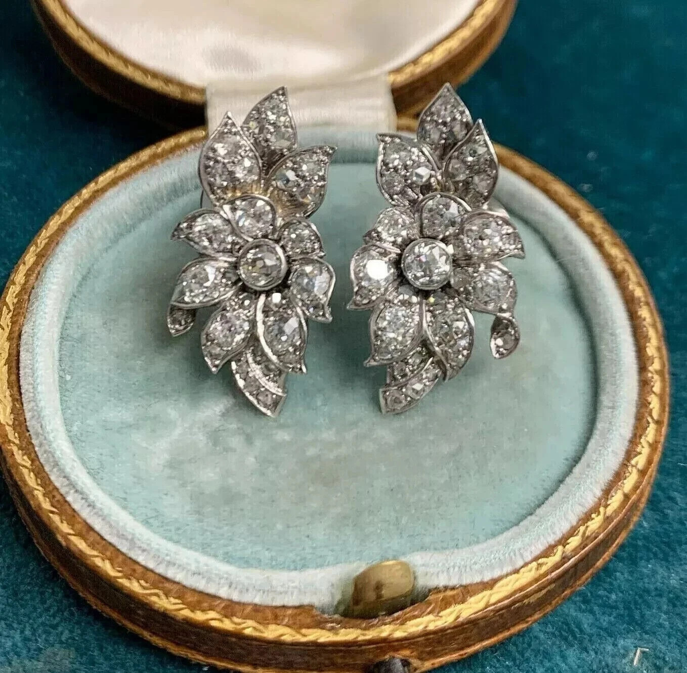 14k White Gold Plated Gorgeous Fancy Stud Earring Round Cut Simulated Diamond