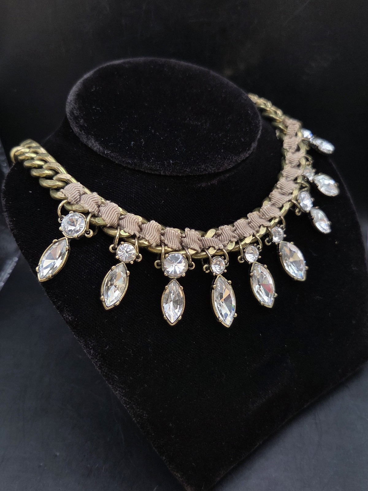 Ann Taylor Loft Rhinestone Necklace Bronze Finish Beige Ribbon 20”