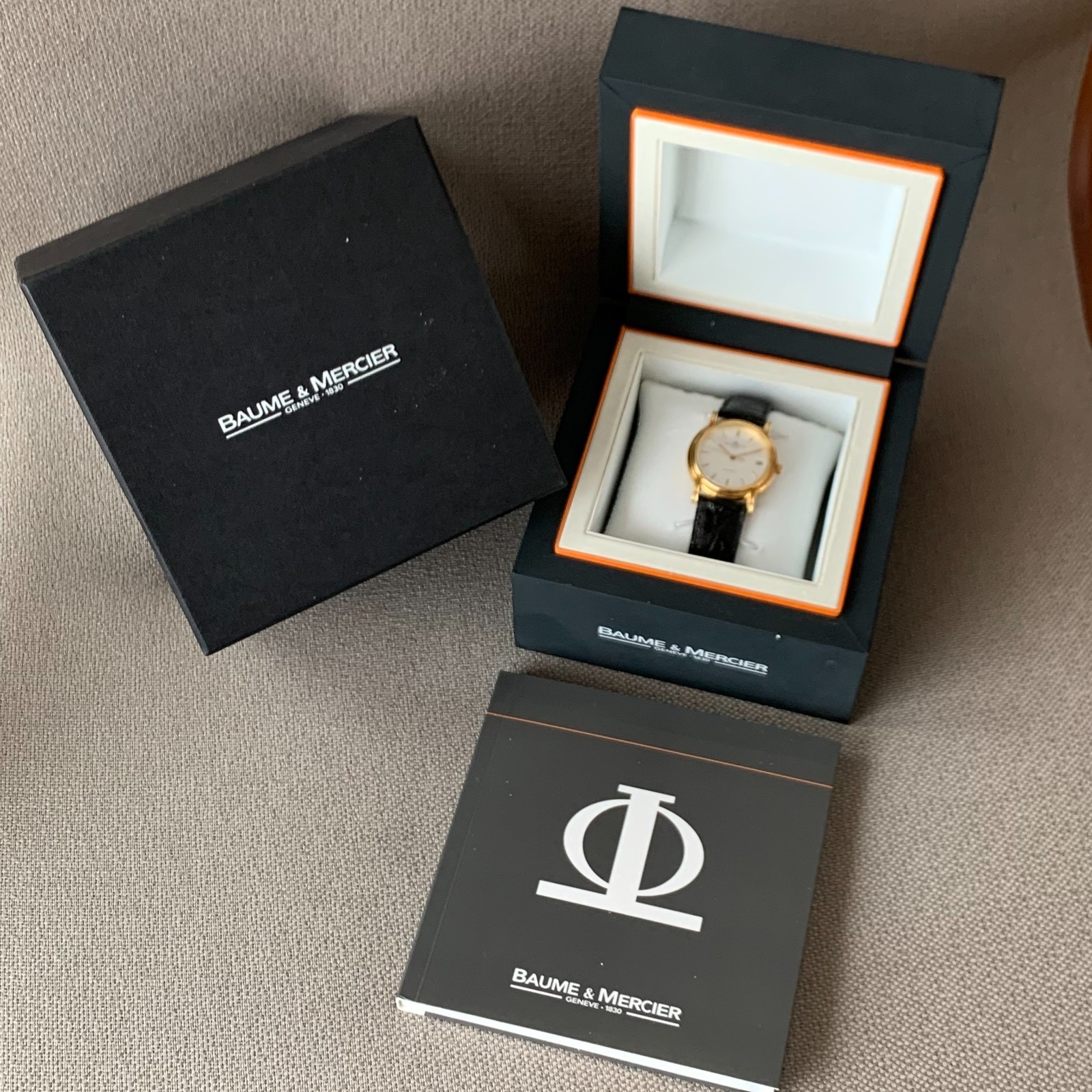 Baume & Mercier 18K Solid Gold Fancy Lugs Automatic Ref. 35600 – Wristwatch