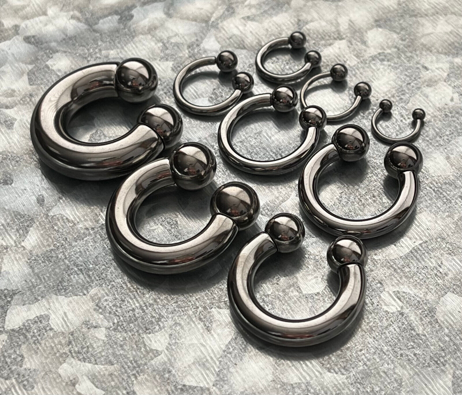 1pc Surgical Steel Circular Horseshoe Barbell with Ball Lip Septum 18G thru 00g