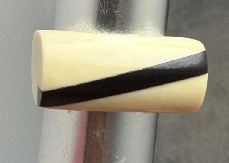 Vintage Black & Cream Celluloid Ring Size 8