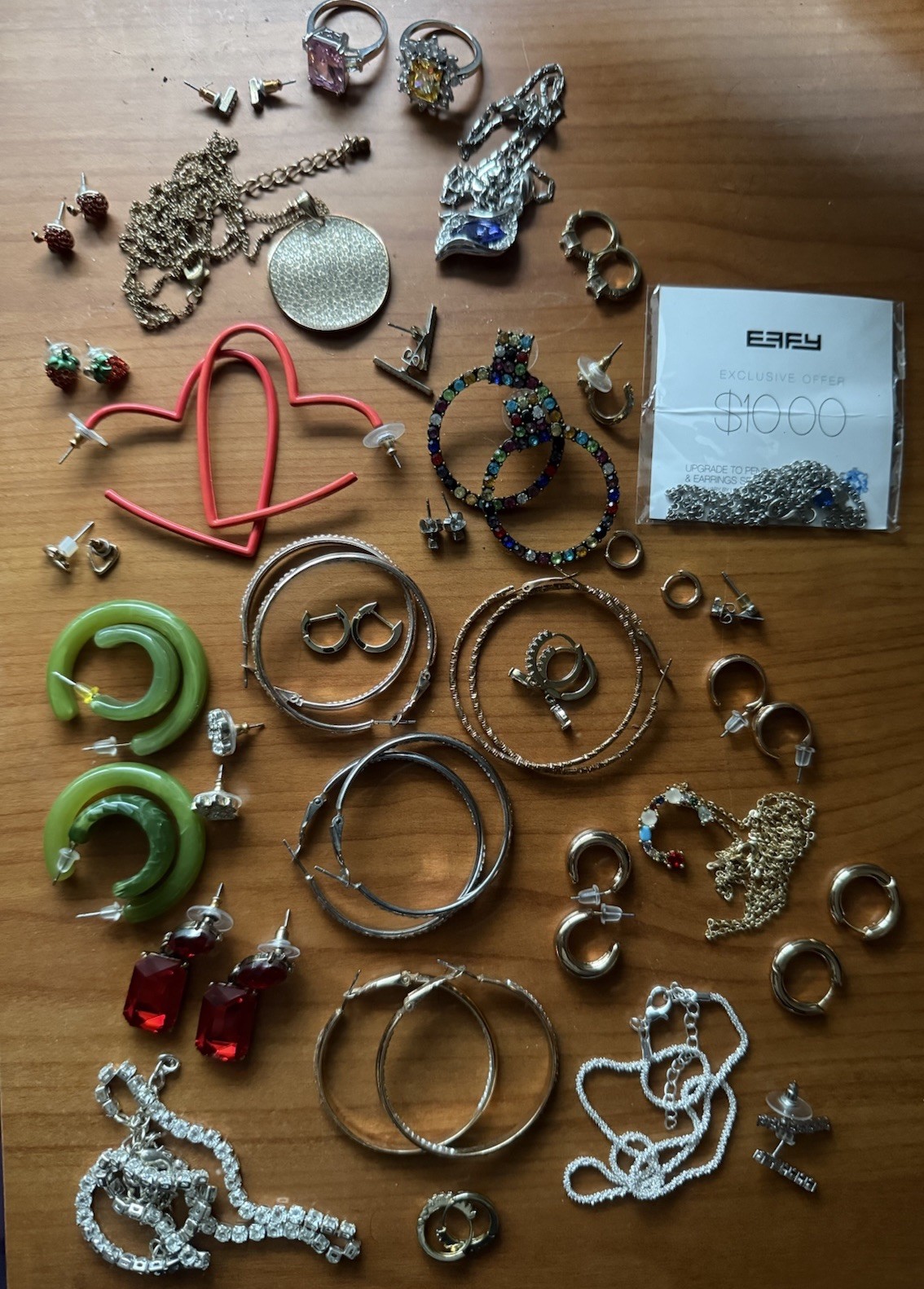 Lot 35+ Modern FASHION JEWELRY Rings, Necklaces, Earrings All Wearable!!
