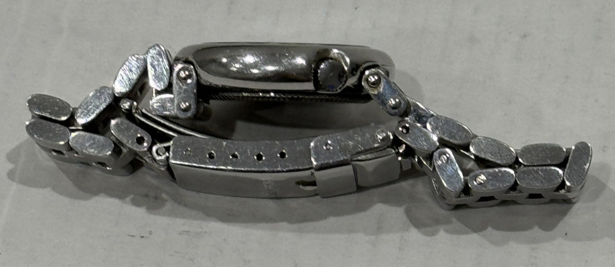Vintage Rare Victorinox Swiss Army Delta 29mm Women Watch w/ 5cm Steel Bracelet