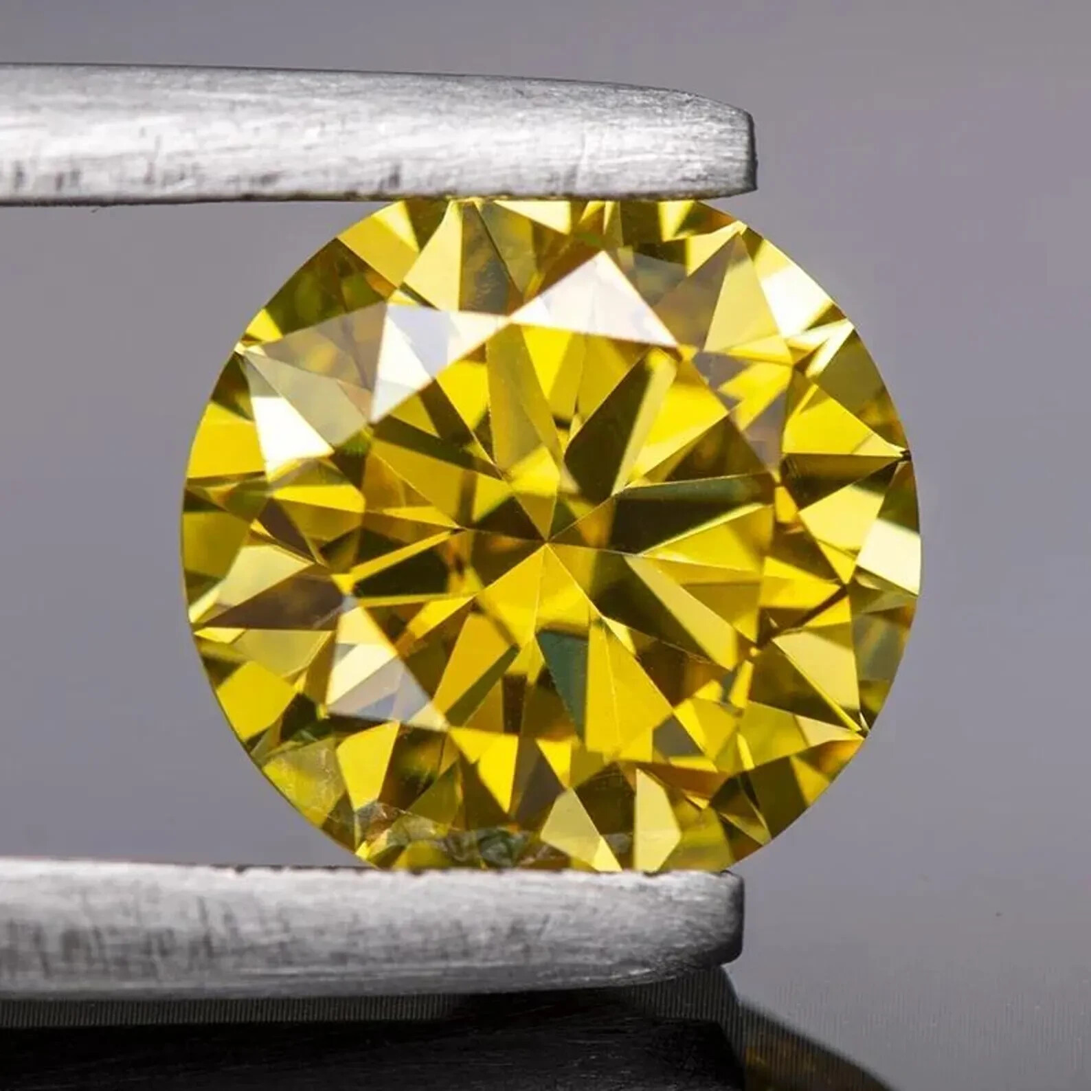 5 CT Natural White Diamond Round Cut 11.50 mm VVS1 D Grade IDGL Certified R1