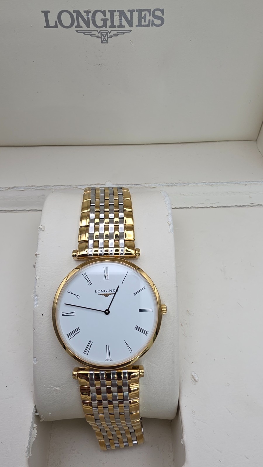 Longines La Grande Classique de Longines Gents Slim Watch in Longines Box.