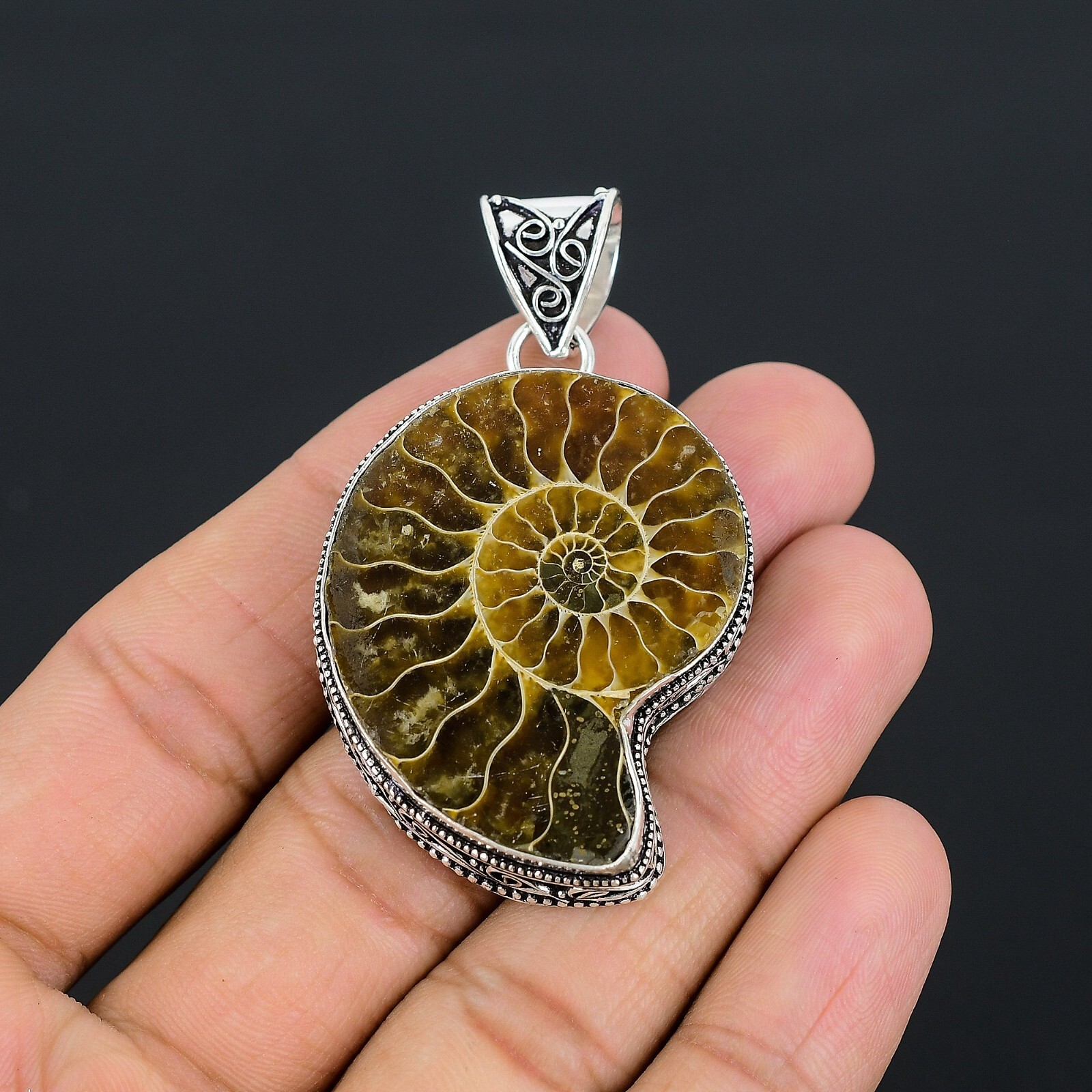 Ammonite Fossil Gemstone Handmade Jewelry 925 Sterling Silver Vintage Pendant