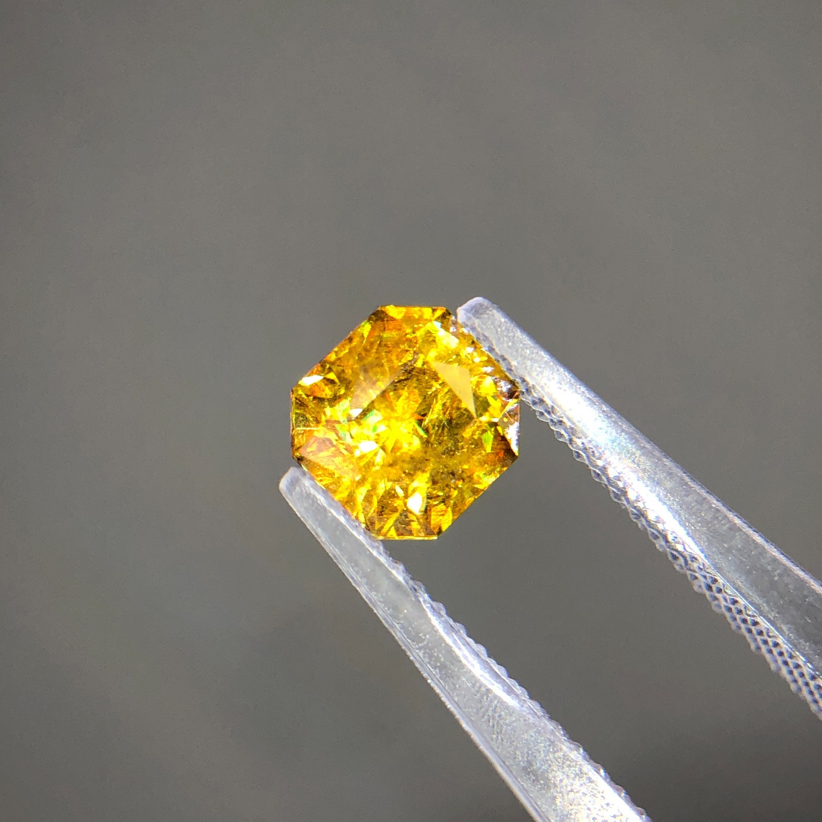 1.45 Carat Natural Full Fire Sphene Titanite Fancy Cut Gemstone For Jewelry