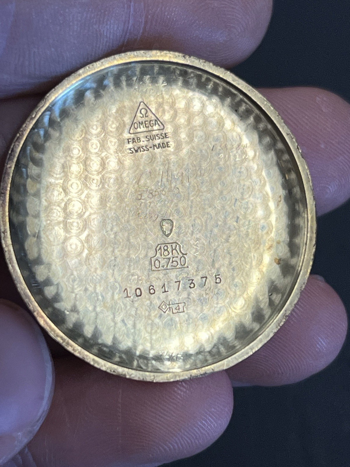 1944 Omega Chronometer ref. 2367 – 18K Gold – Pie Pan Dial – 35.4 mm – Working