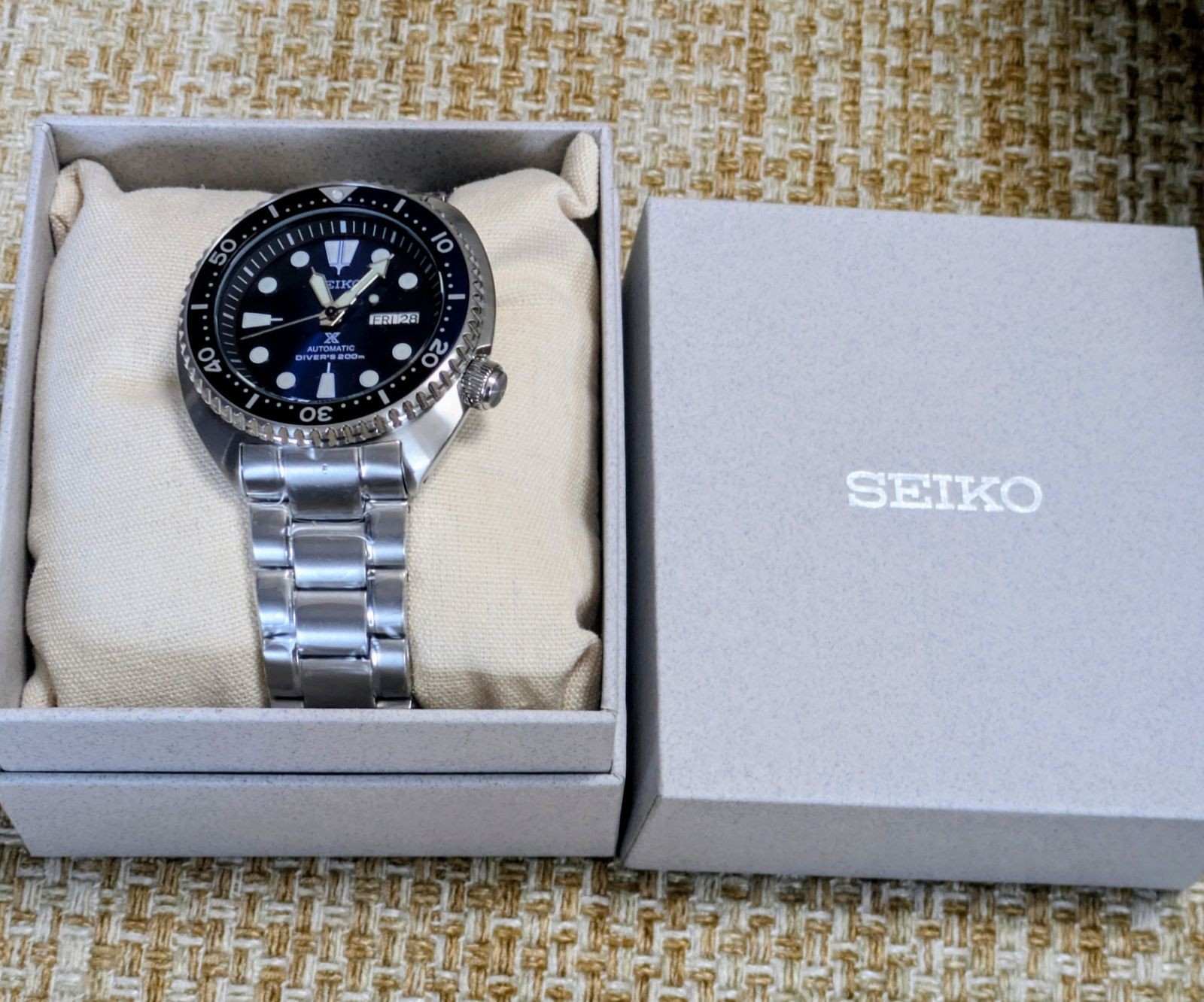 SEIKO Men’s Watch Prospex Turtle SRPC25J1 Automatic 200m Water Resistant Batman