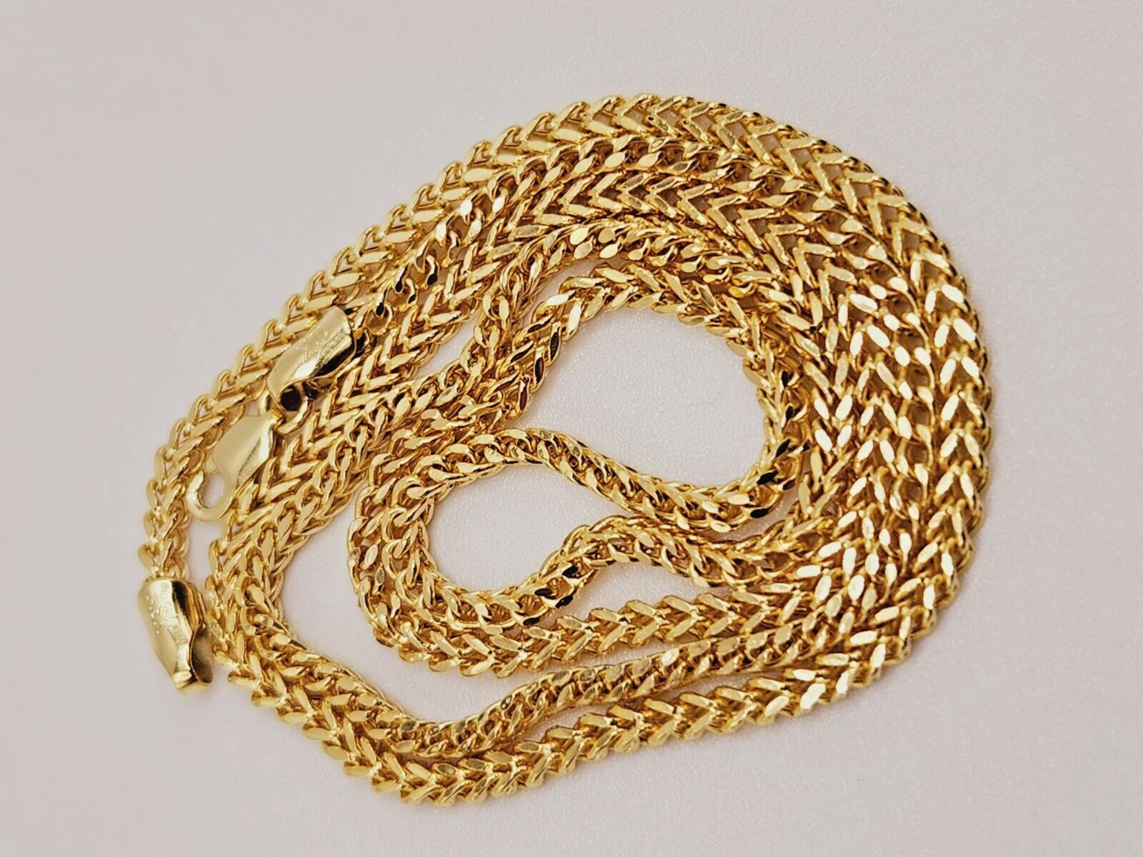 10K Yellow Gold Franco Chain Hollow 22.0 Inches long x 2.44 mm x 2.05 mm