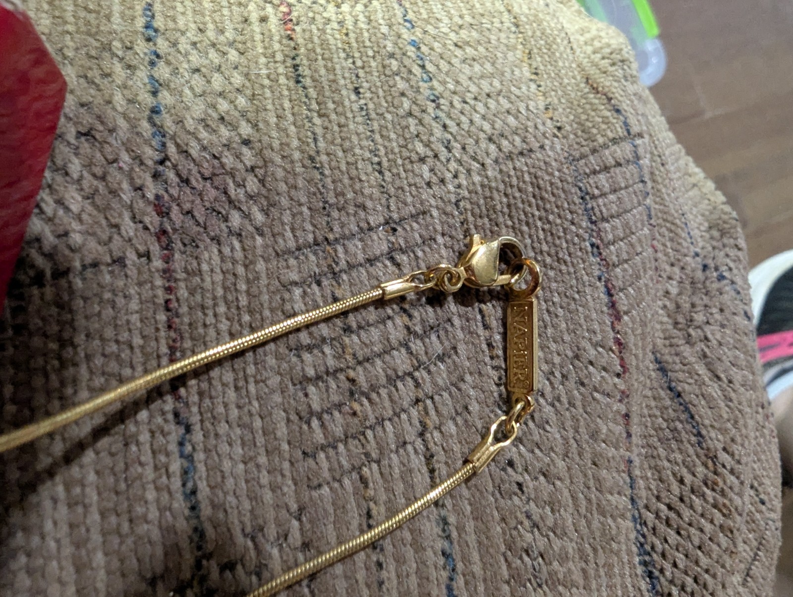 Vintage Napier Gold Tone With Faux Pearls Necklace. Beautiful But Simplicity